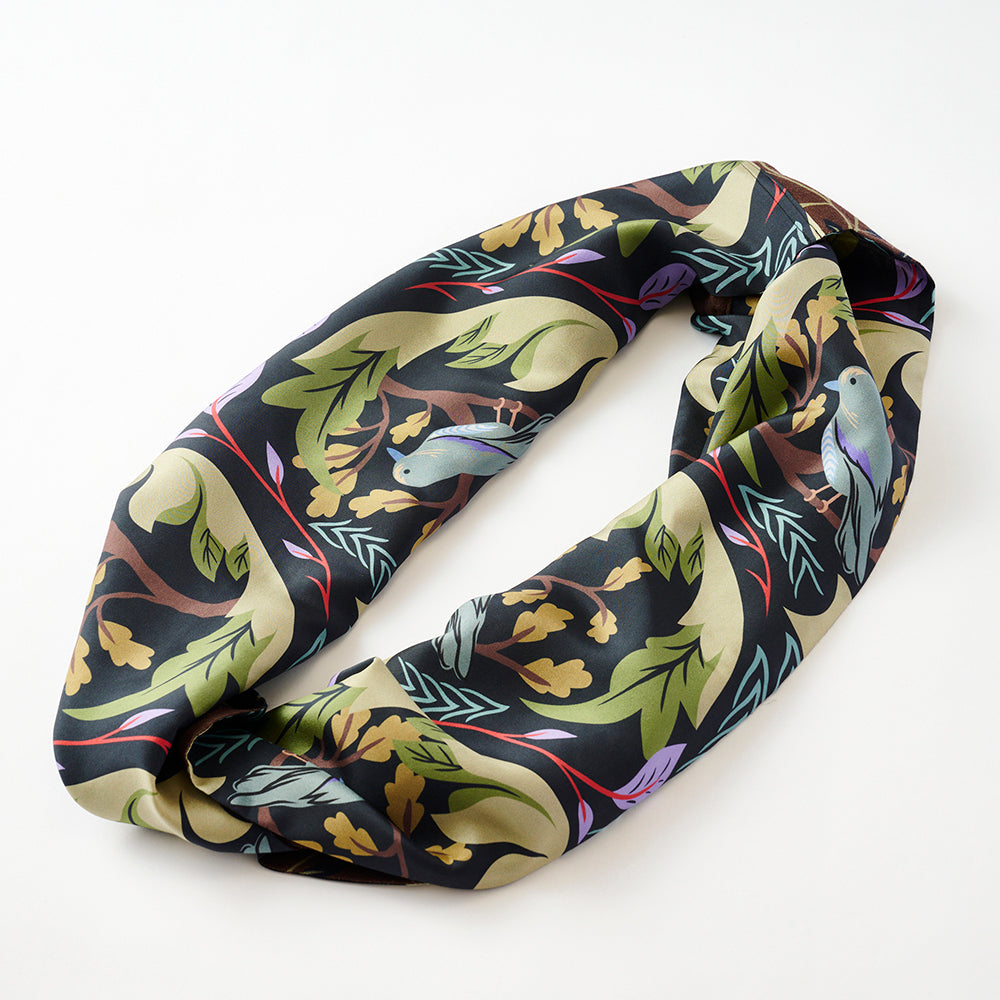 12月中旬入荷!Silk & Merino Wool 'Shropshire Estate' black ループスカーフ