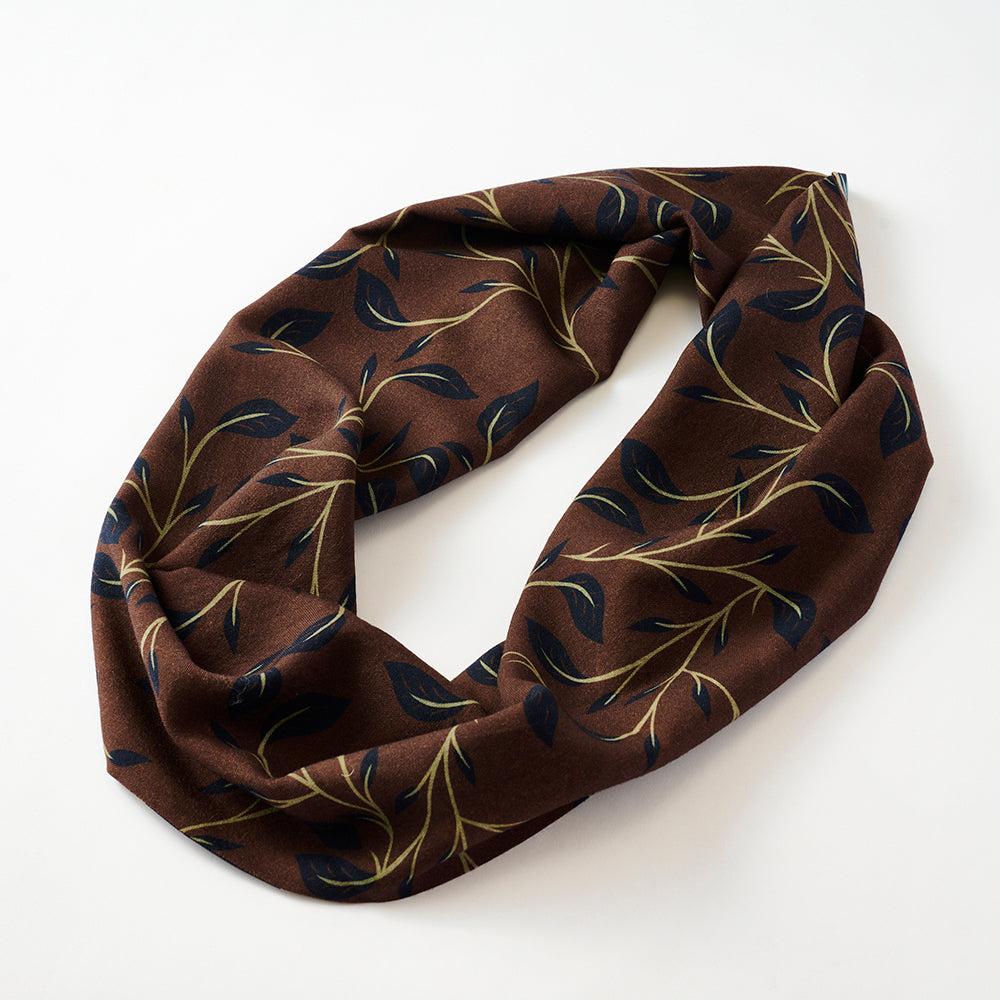 12月中旬入荷!Silk & Merino Wool 'Shropshire Estate' black ループスカーフ