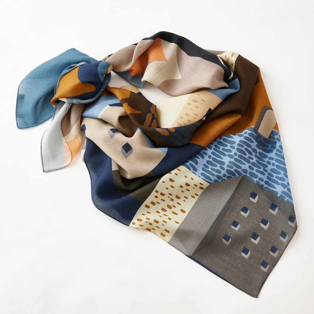 1月20日頃入荷予定!Superfine Merino Wool 'St Ives' blue 正方形スカーフ