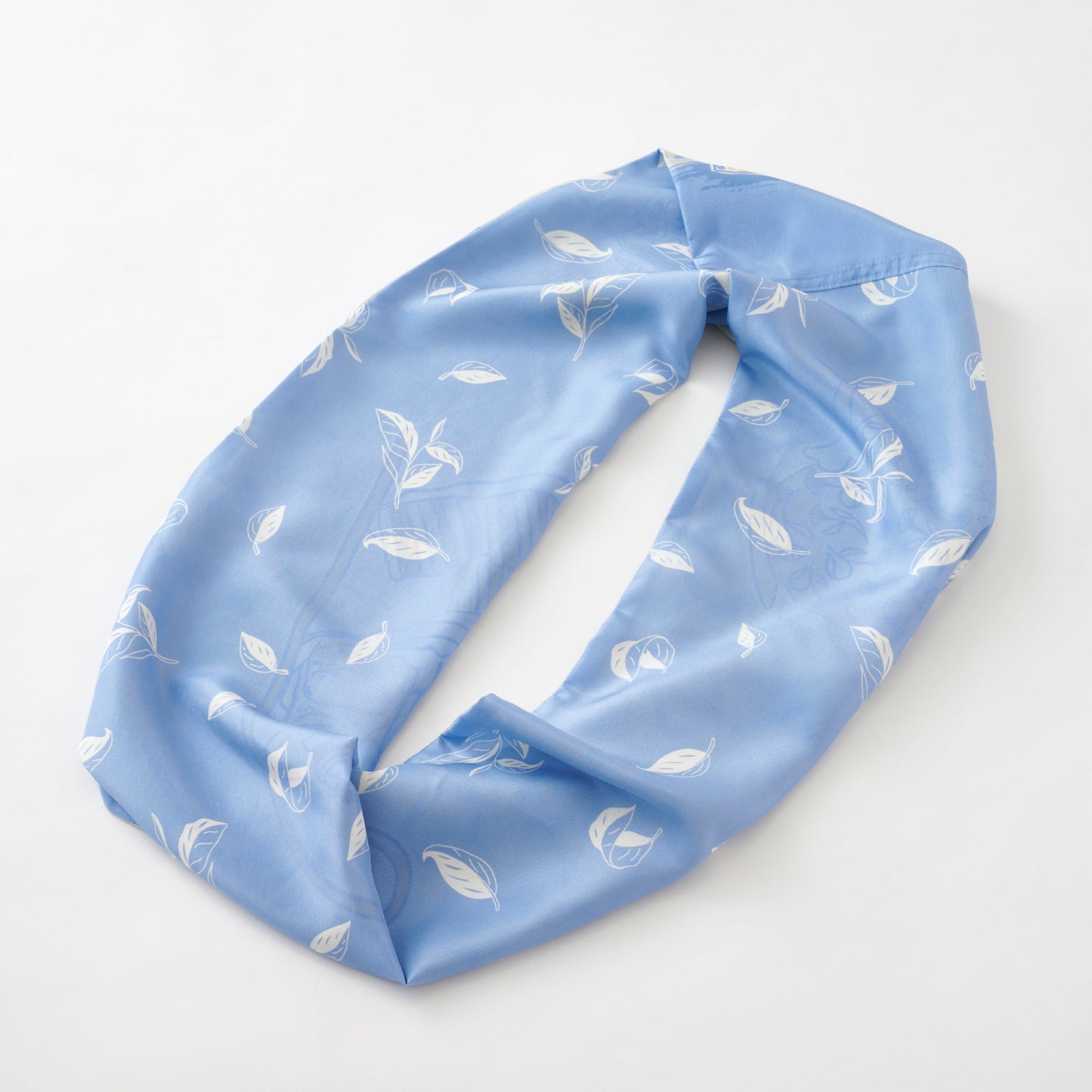 Silk/Silk 'Afternoon tea' baby blue ループスカーフ