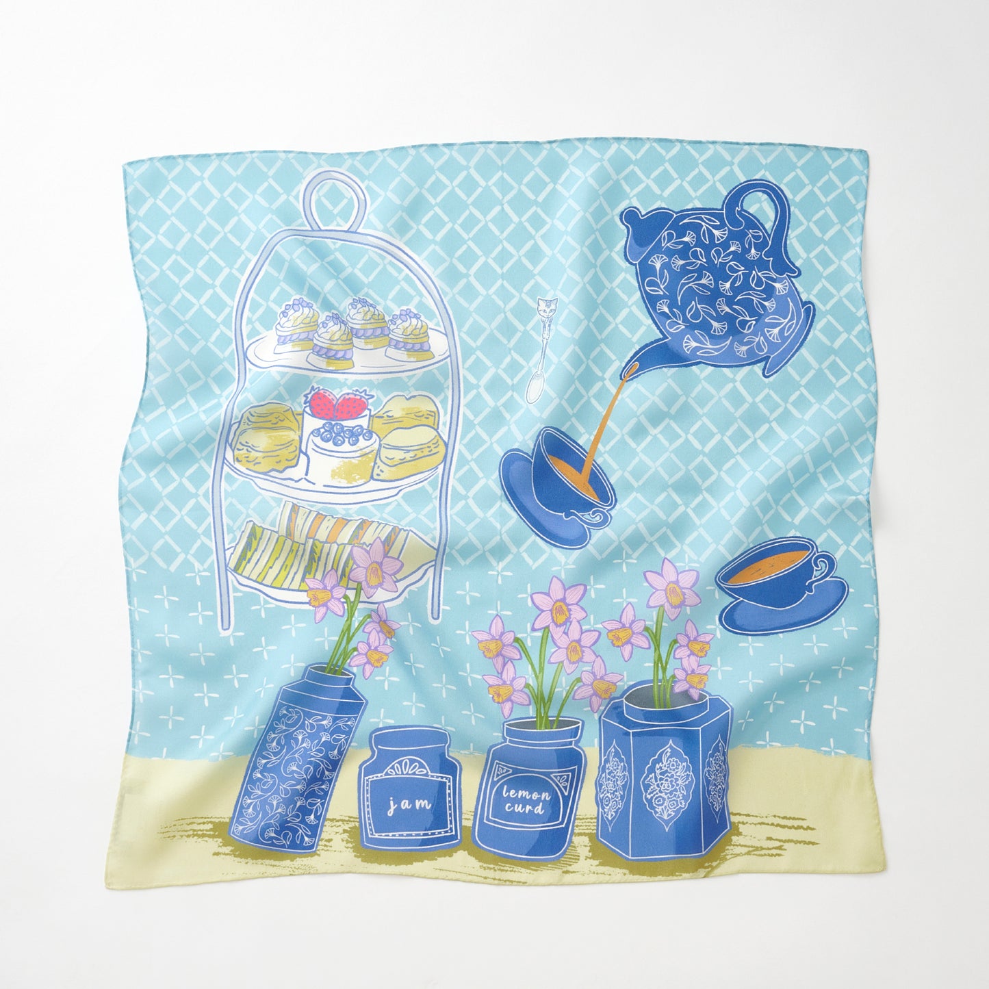 Mini-écharpe bleu marine en soie imprimée japonaise 'Polka Dot Queen' avec anneau vague