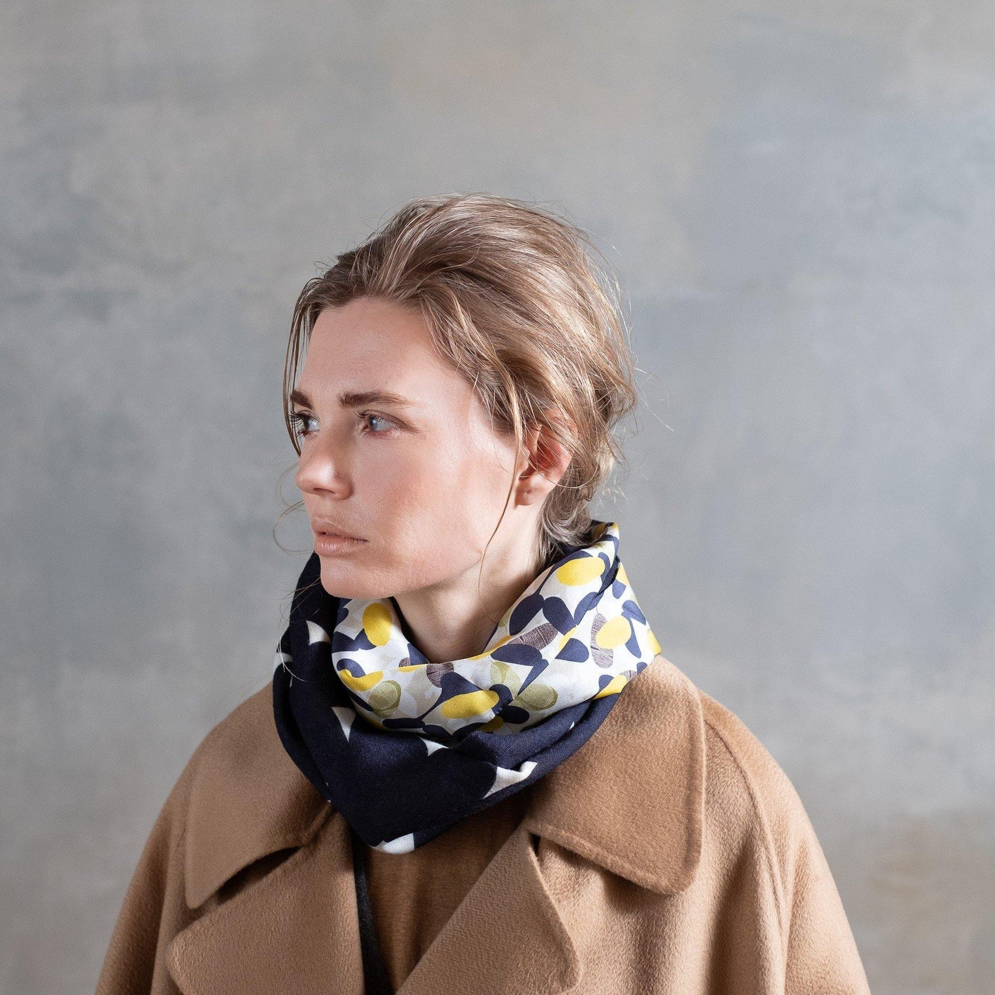 今期分完売 Japanese Printed Silk & Merino Wool 'Orchard'  ループスカーフ