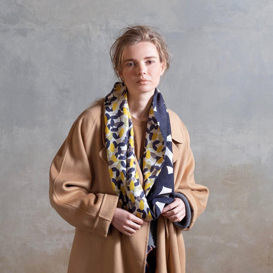 今期分完売 Japanese Printed Silk & Merino Wool 'Orchard'  ループスカーフ