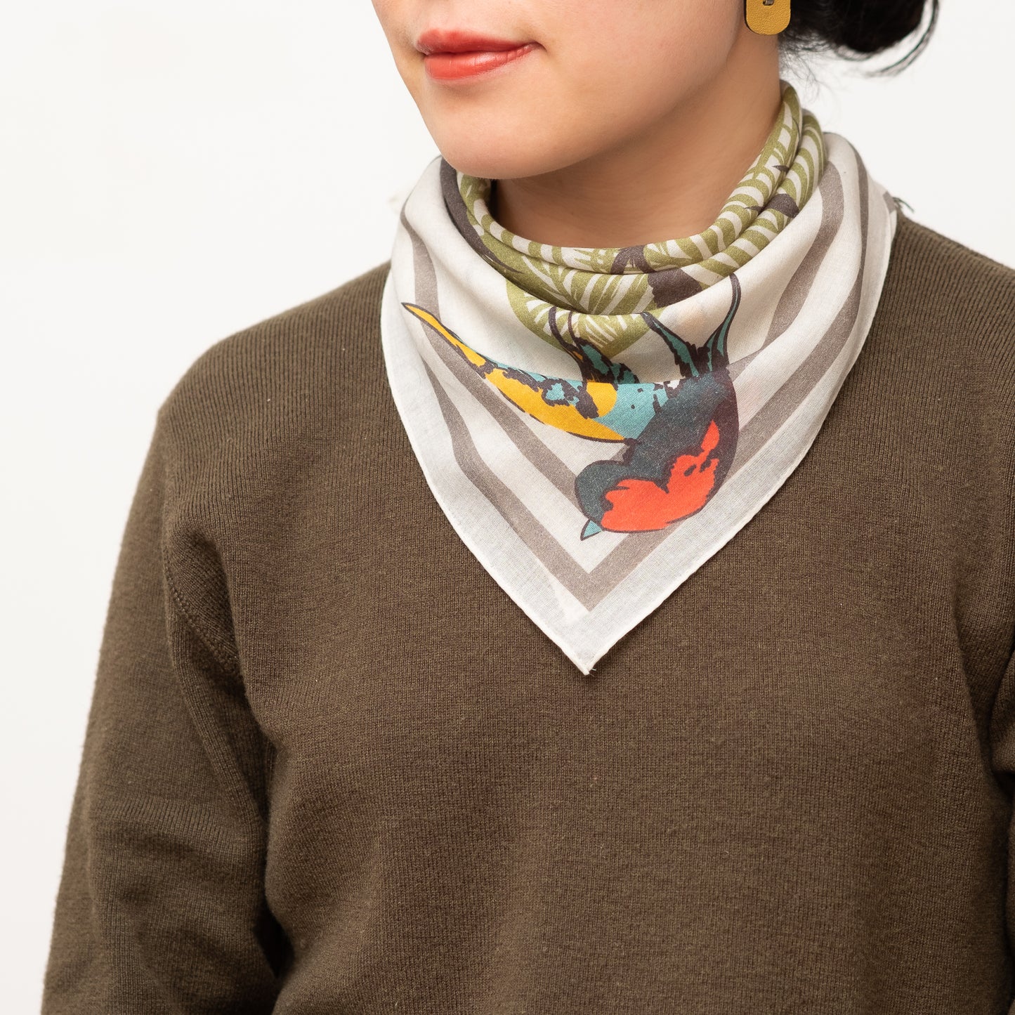 7月20日ごろ入荷予定!Organic Cotton 'canopy' Grey リング付きミニスカーフ