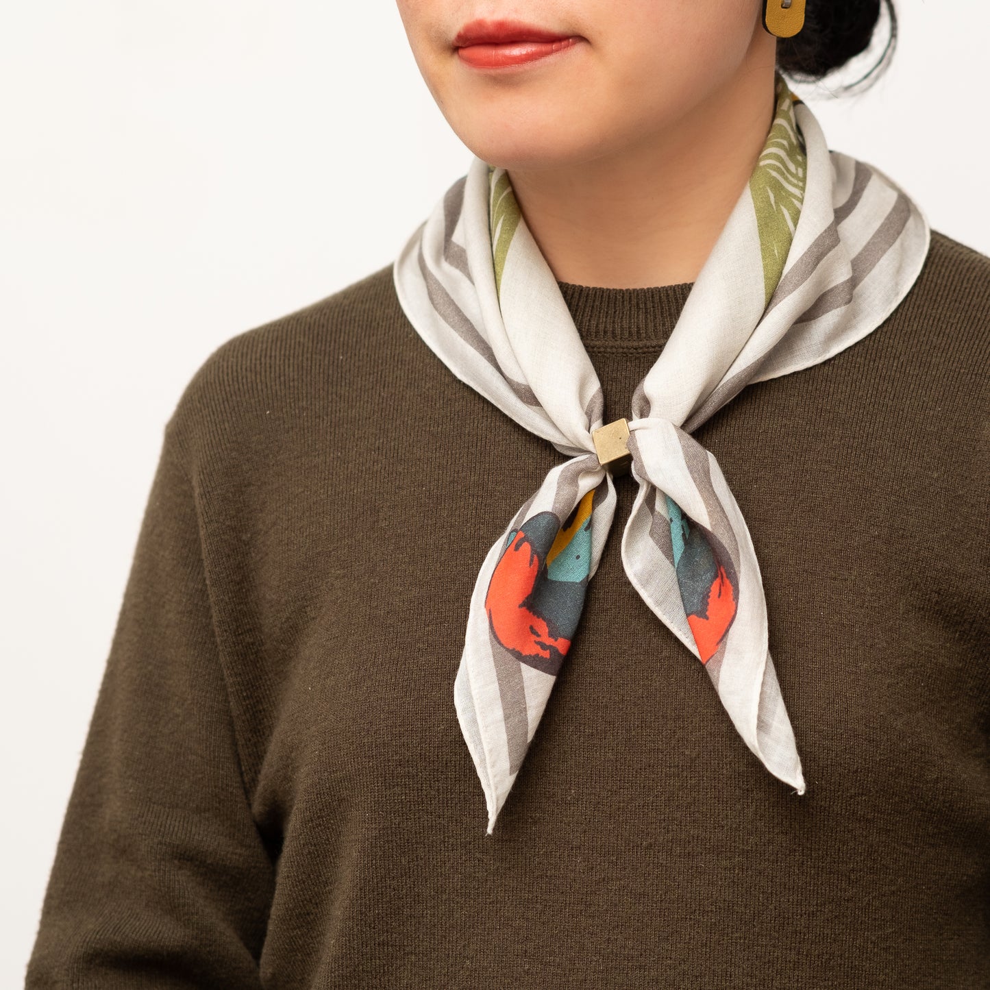 7月20日ごろ入荷予定!Organic Cotton 'canopy' Grey リング付きミニスカーフ