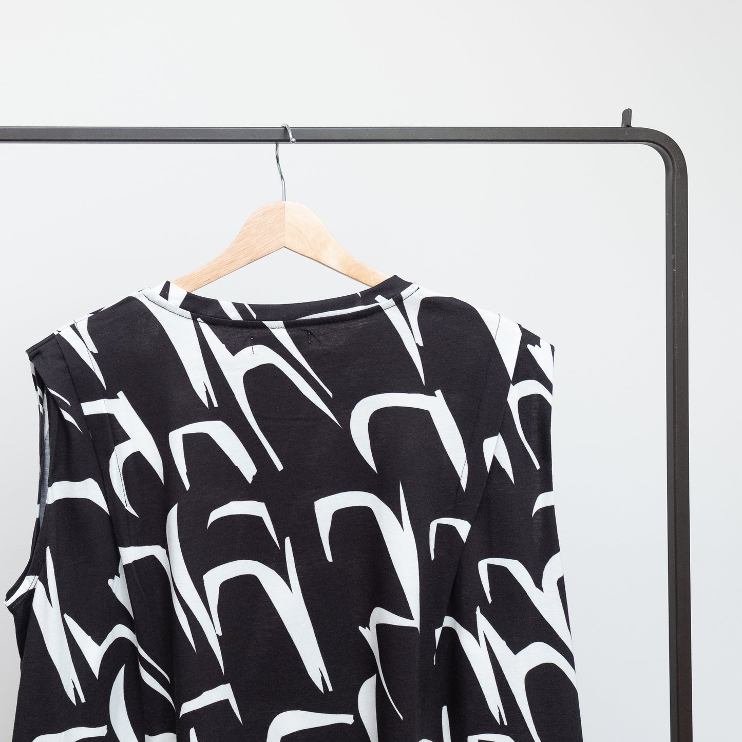 Organic Cotton 'Antwerp' black Aラインドレス