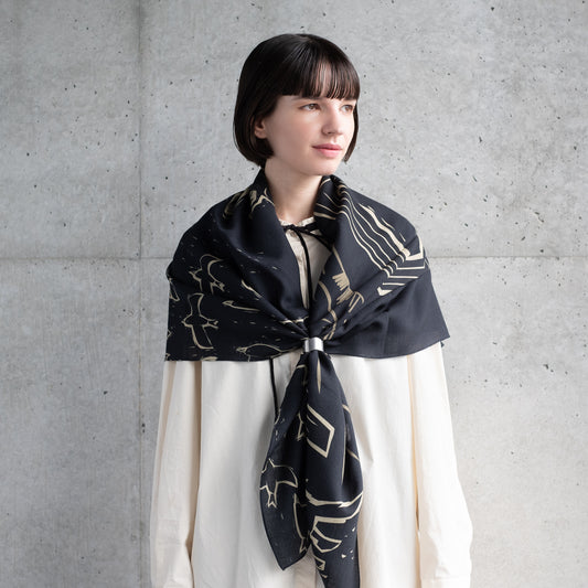10月中旬入荷予定!Superfine Merino Wool 'A Mysterious Night'  正方形スカーフ