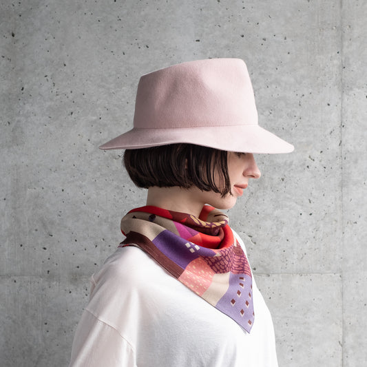 Superfine Merino Wool 'St. Ives' pink リング付きミニスカーフ