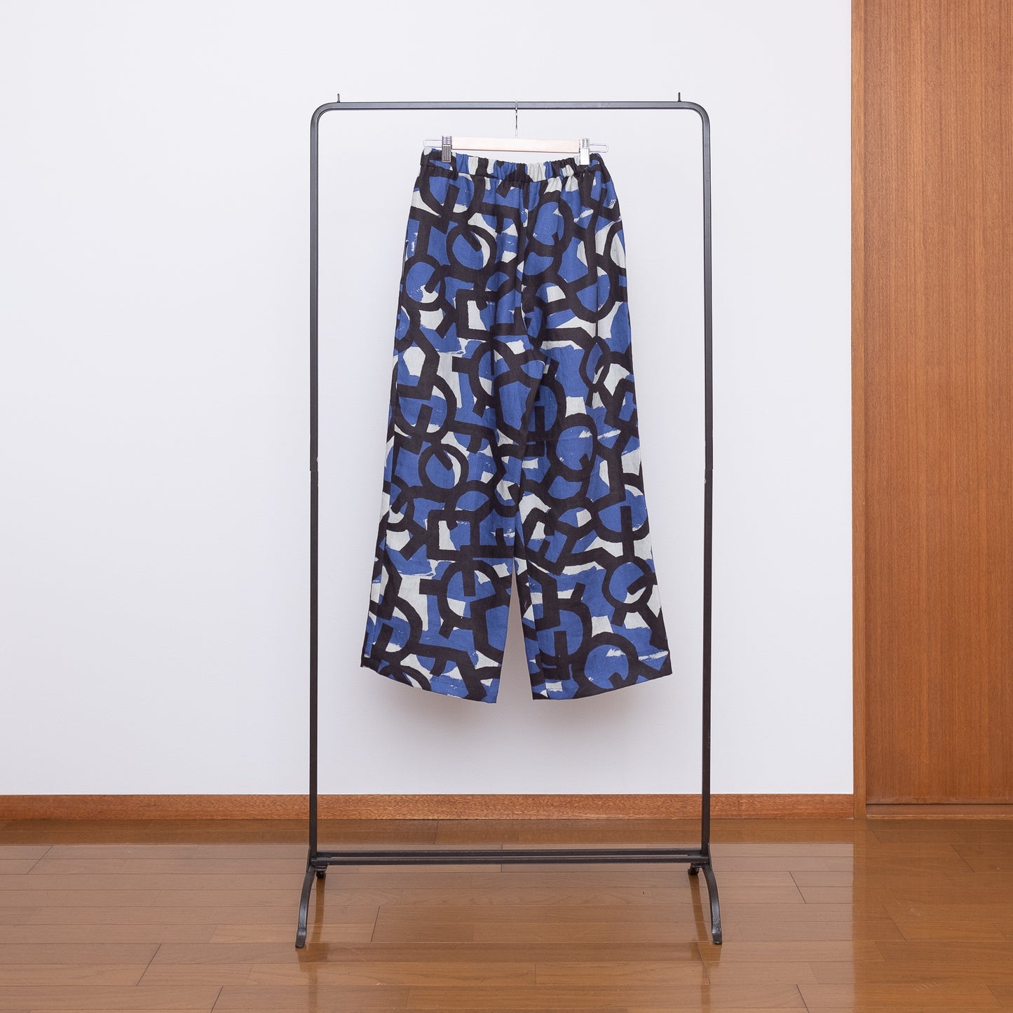 5月中旬入荷予定!リネンイージーパンツ 'Meridian' navy