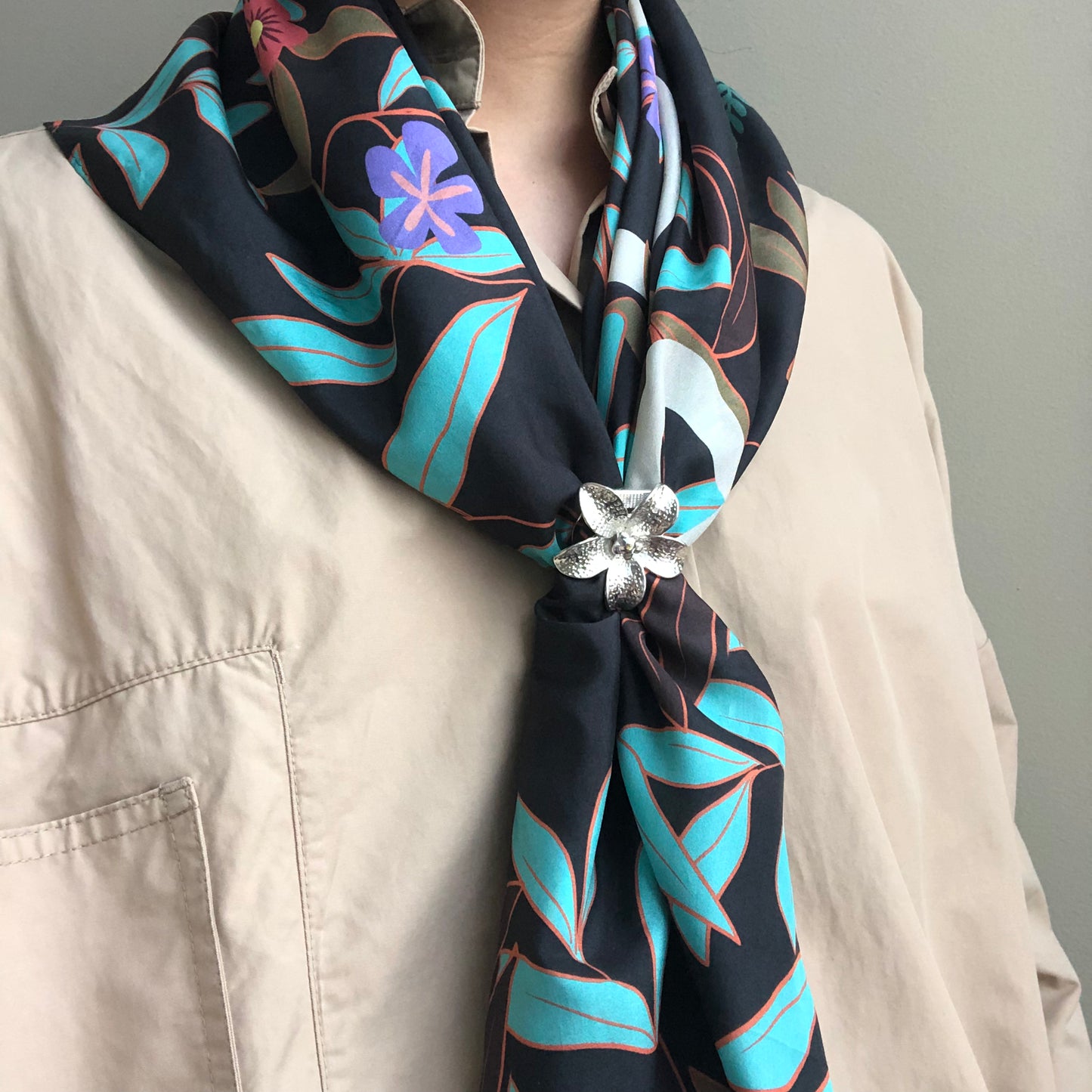 dead stock Clip Foulard Vintage Clip Foulard Vintage Feuille Argent