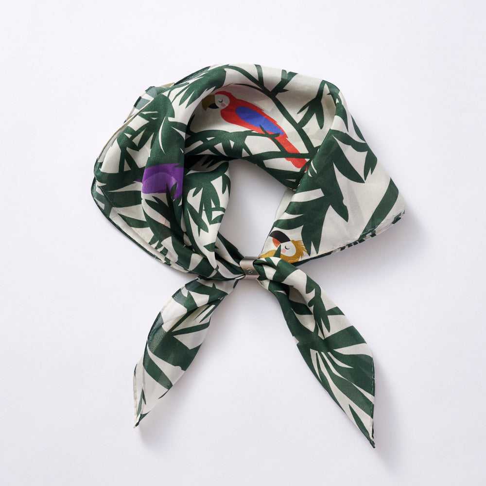 Japanese Printed Silk 'Peekaboo' green リング付きミニスカーフ