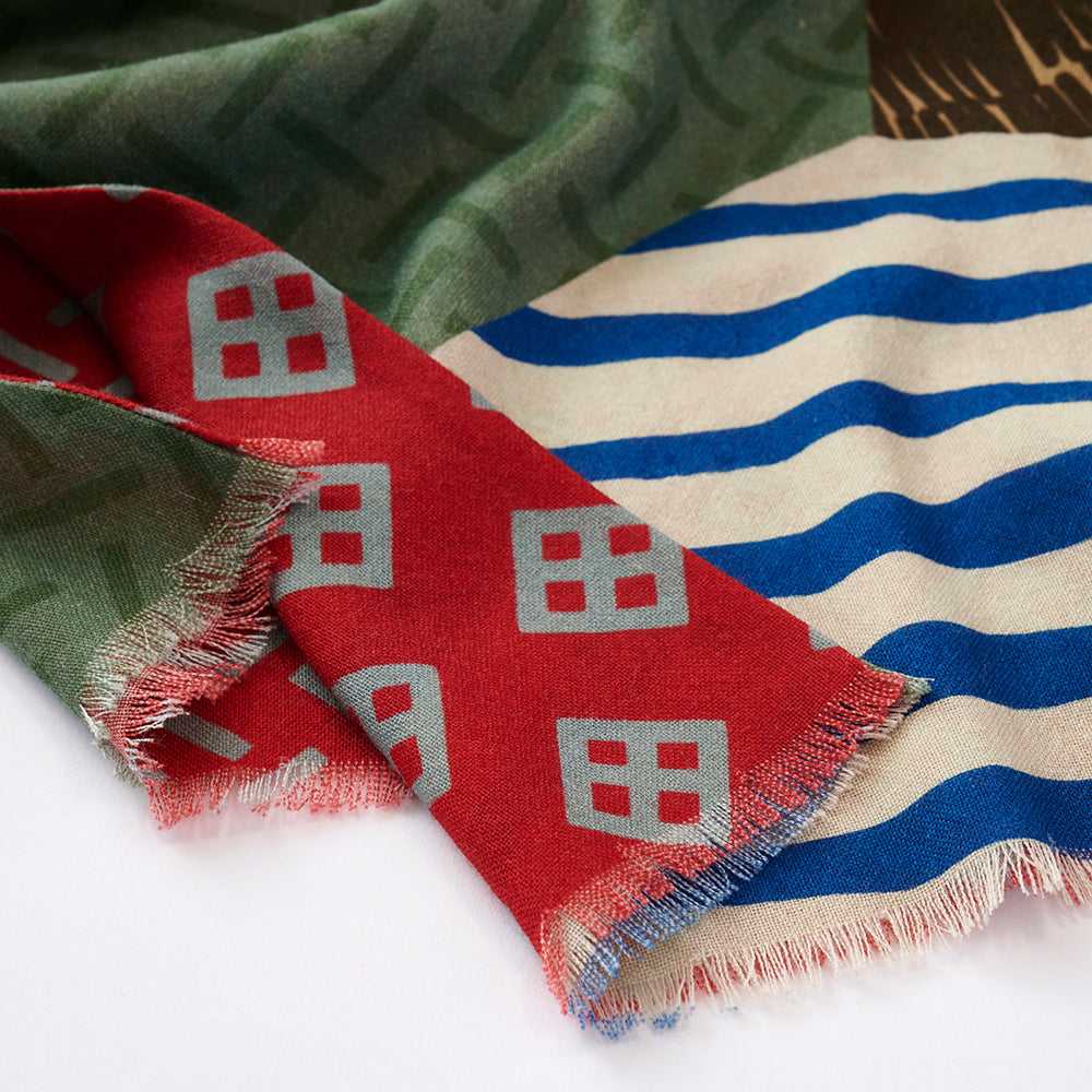 再入荷!Japanese Merino Wool 'Balancing Act‘ 二重仕立てのロングストール