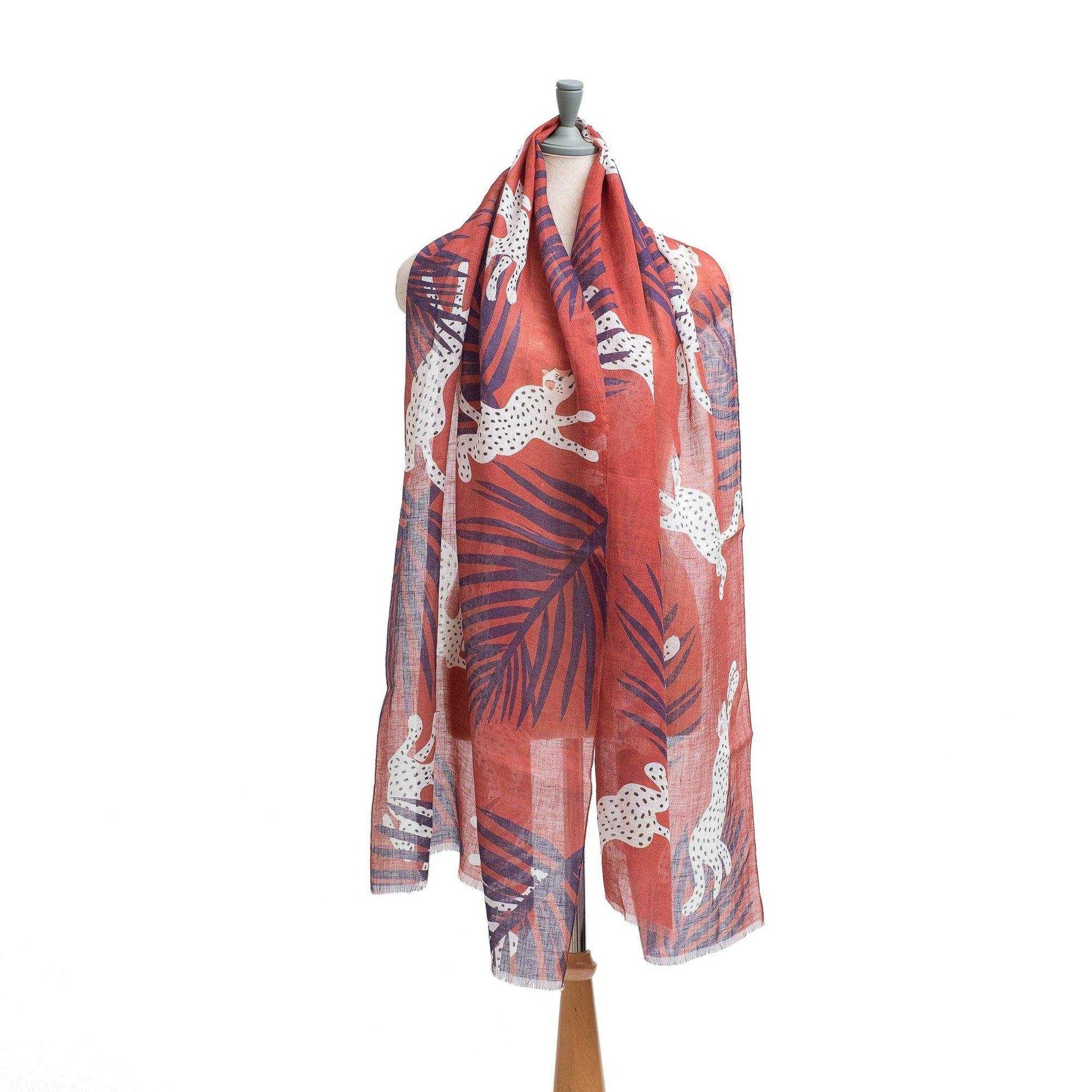 近江リネン Japanese Linen 'Chasing Leopards' Red ロングストール