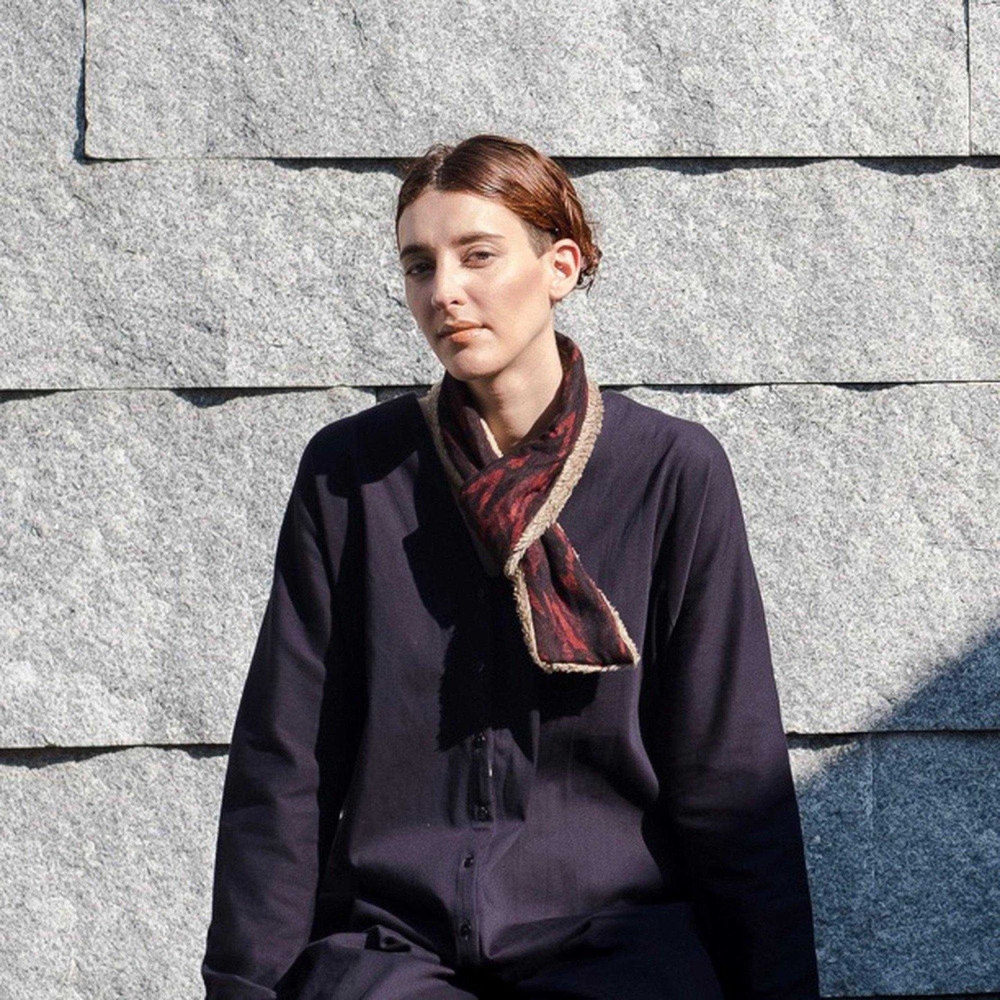 Merino Wool 'Barrington' Red リバーシブルヘッドスカーフ/ミニスカーフ