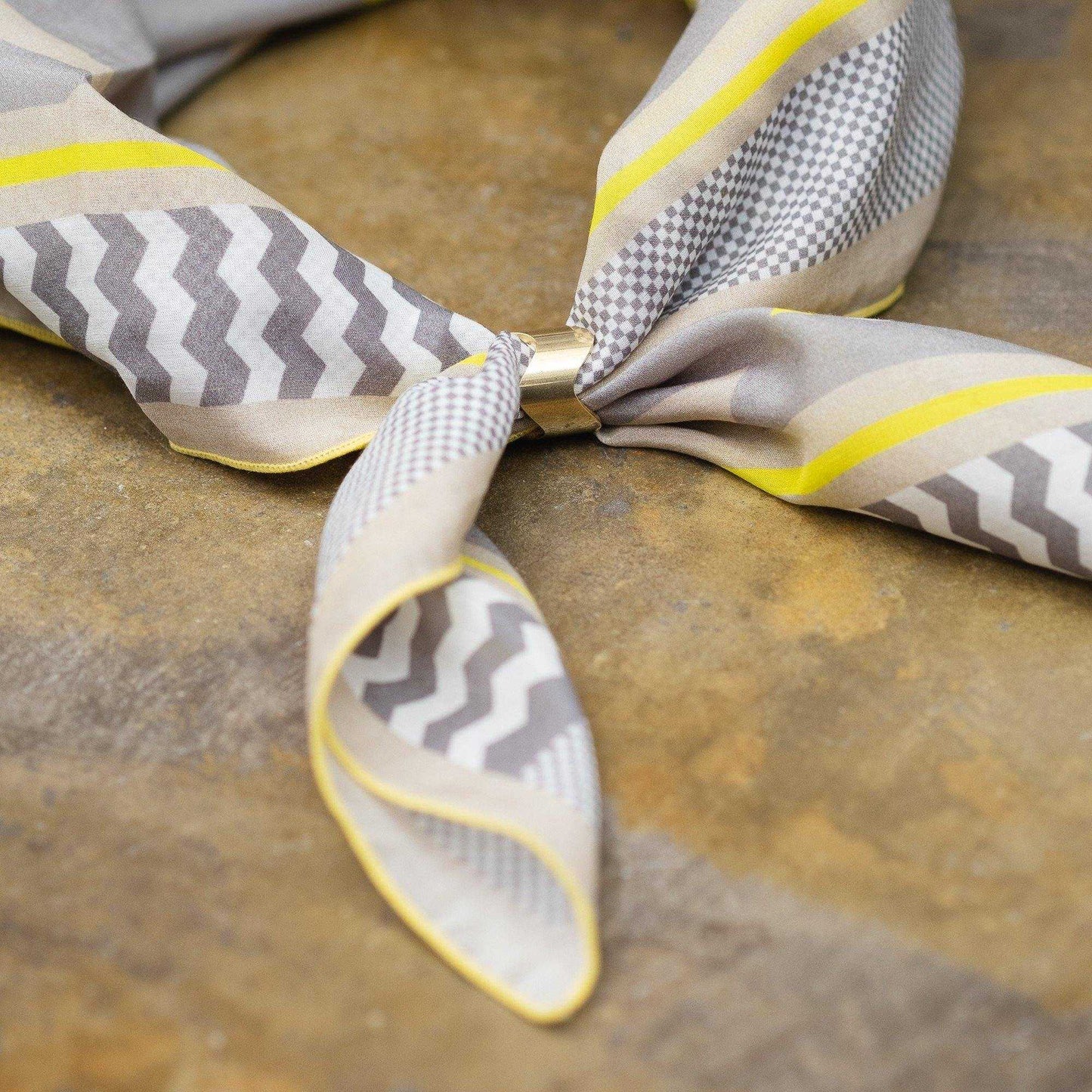 Japanese Printed Silk Cotton 'Siesta’Yellow リング付きミニスカーフ