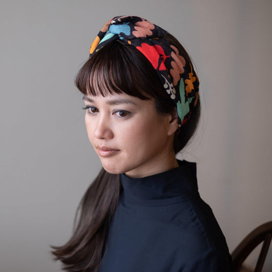 再入荷!Japanese Merino Wool 'Bramley Hedge' Multi ヘッドスカーフ/ミニスカーフ