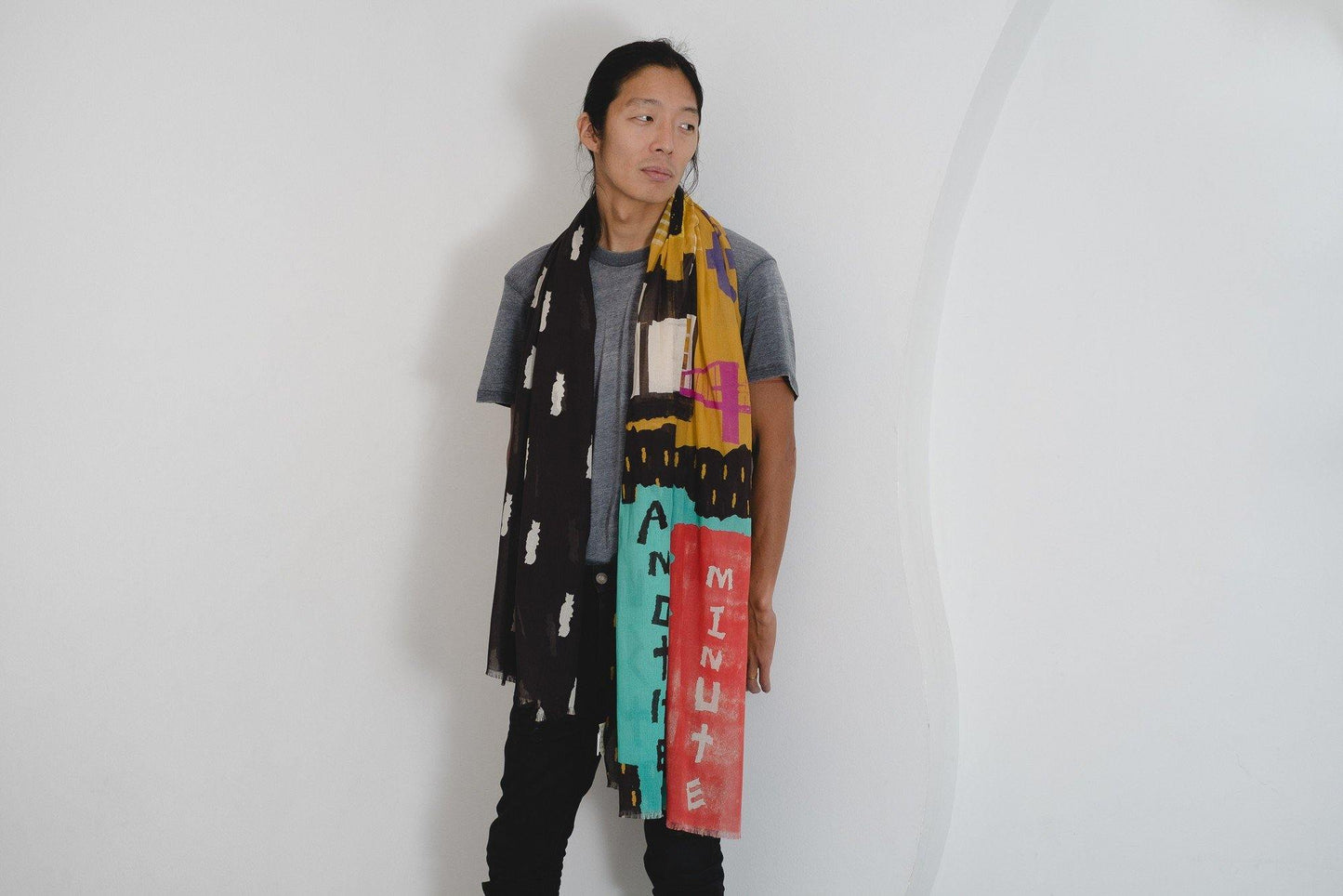 Japanese Printed Organic Cotton 'New York Minute' black ロングストール