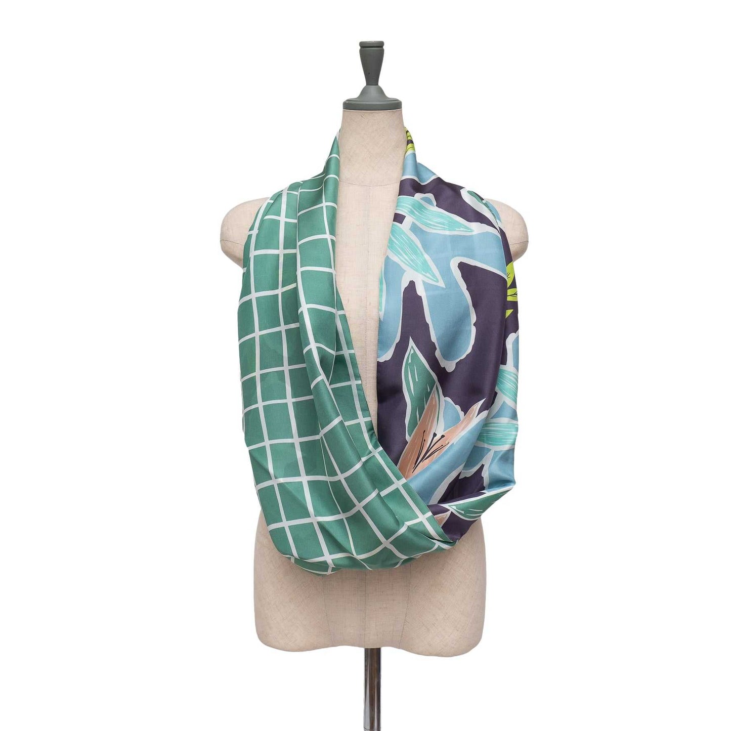 Japanese Printed Silk 'Floral Blush' navy ループスカーフ | YARN& COPPER