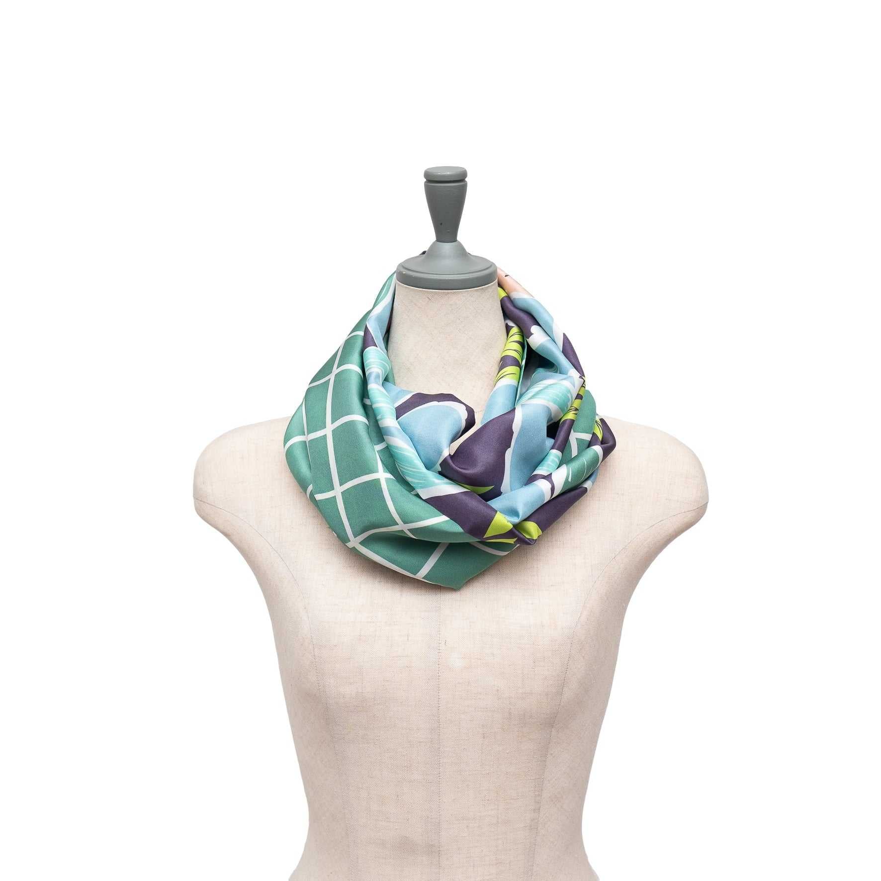 Japanese Printed Silk 'Floral Blush' navy ループスカーフ | YARN& COPPER