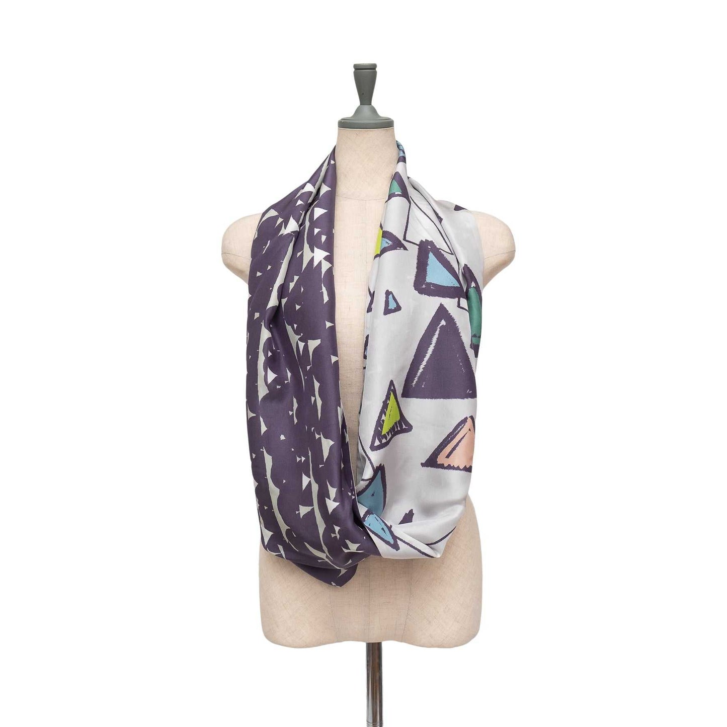 Japanese Printed Silk 'Triangles' ループスカーフ | YARN & COPPER