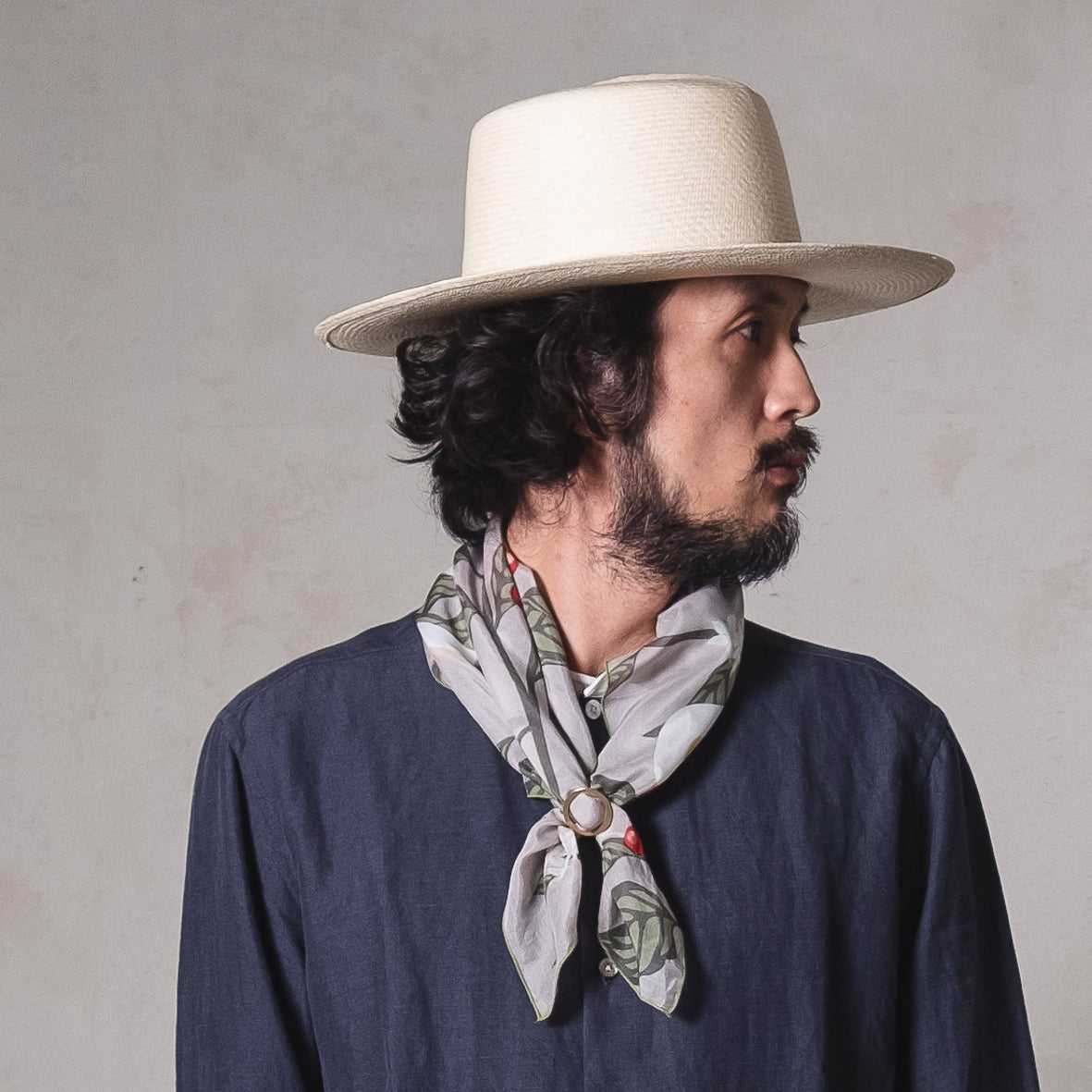 再入荷 Japanese Printed Silk Cotton 'Coffee Matters' grey スカーフリング付きミニスカーフ