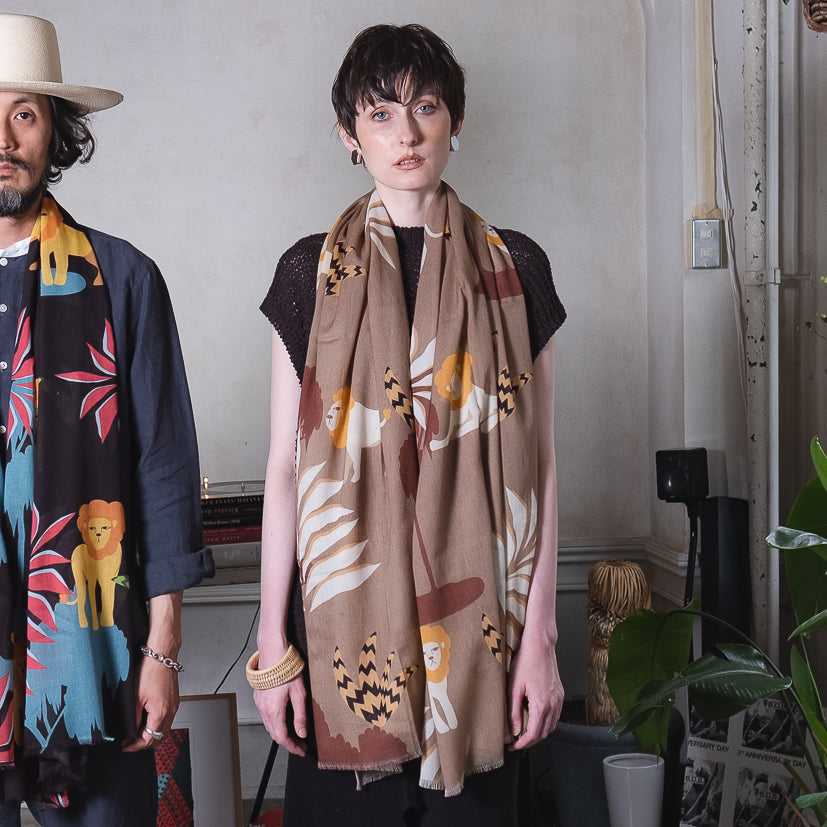Japanese Printed Organic Cotton 'King of the Jungle' C. brown ロングストール