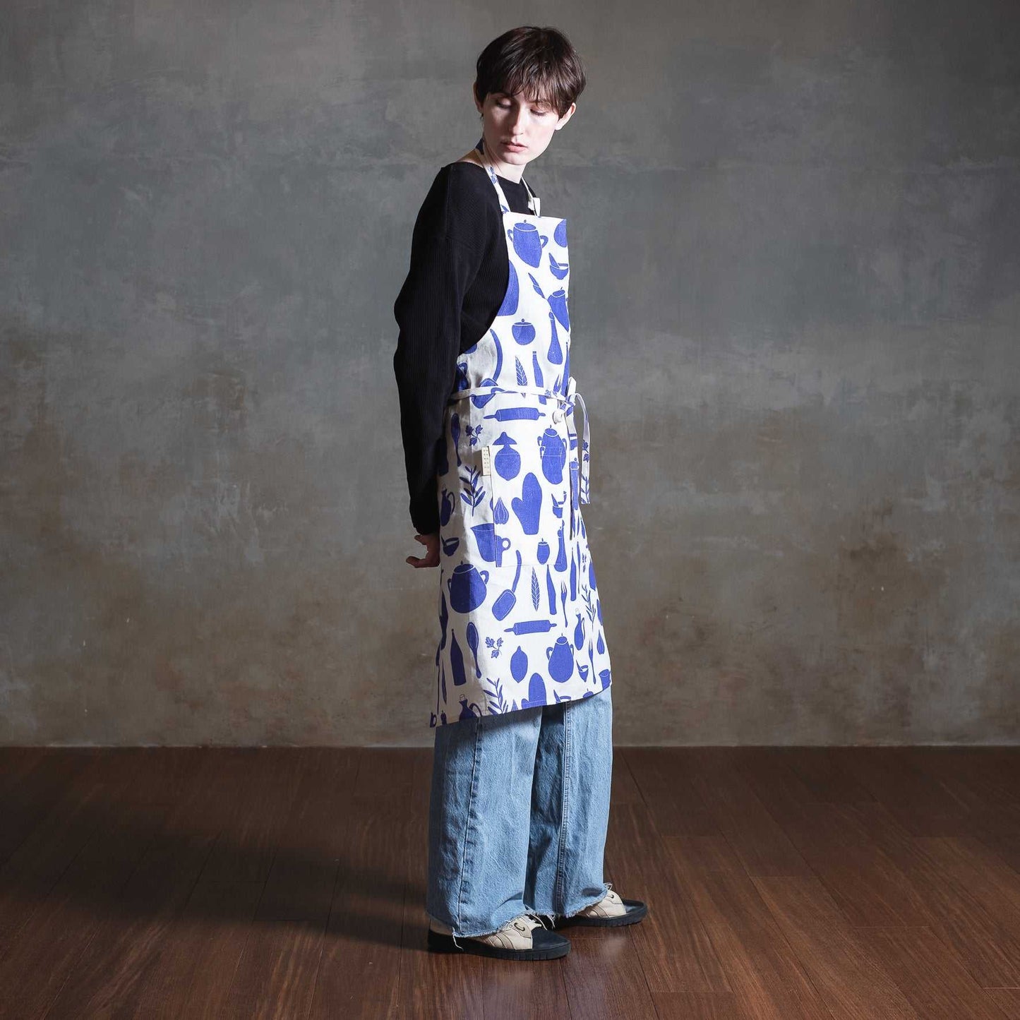 近江リネン Japanese Linen ユニセックス エプロン ’Recipes’ royal blue