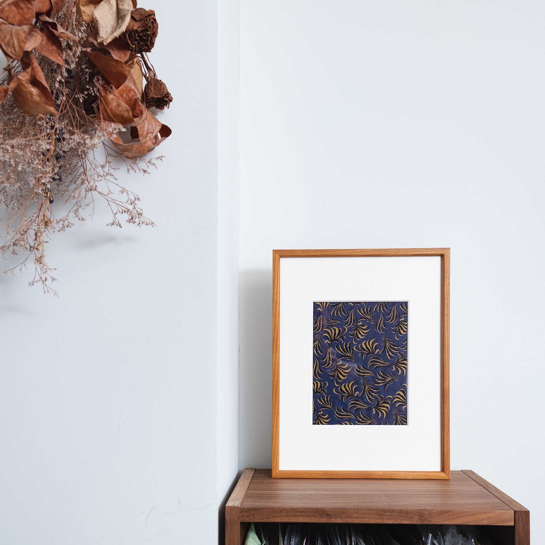 有効活用 'Pearsham' navy 3サイズ展開 インテリアアート | YARN&COPPER