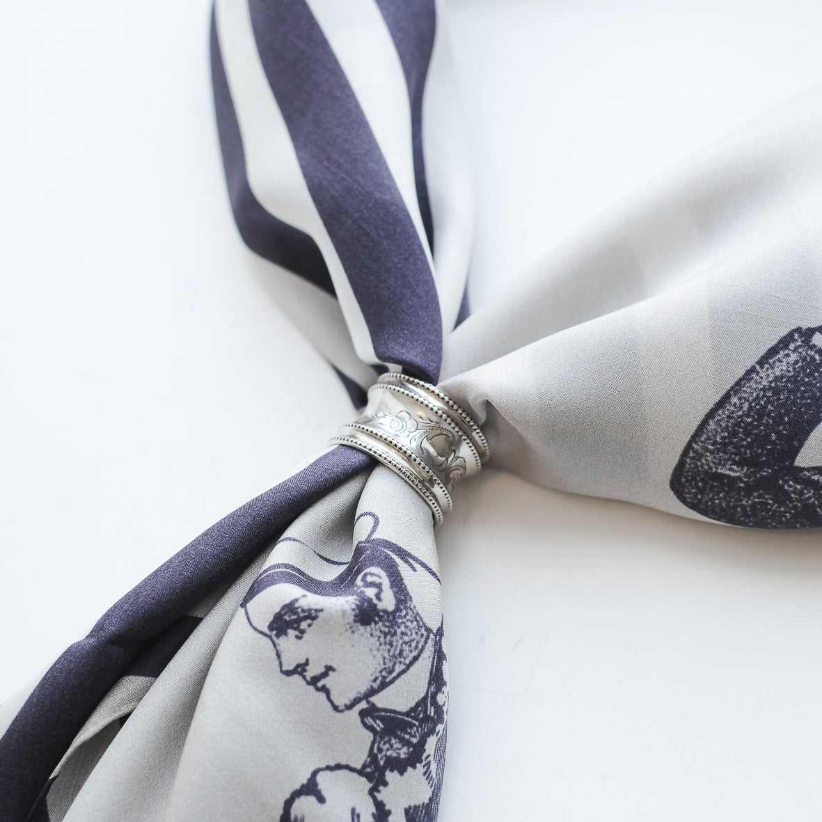 4月末〜お届け予定 dead stock ヴィンテージスカーフリング Vintage Scarf Ring シルバー1