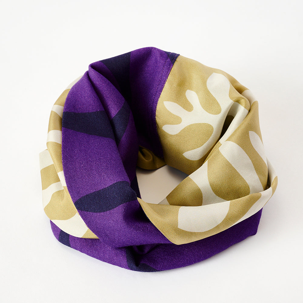 Silk & Merino Wool 'British Fern' beige/purple ループスカーフ