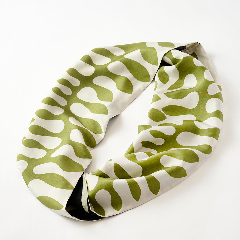 Silk & Merino Wool 'British Fern' green/black ループスカーフ