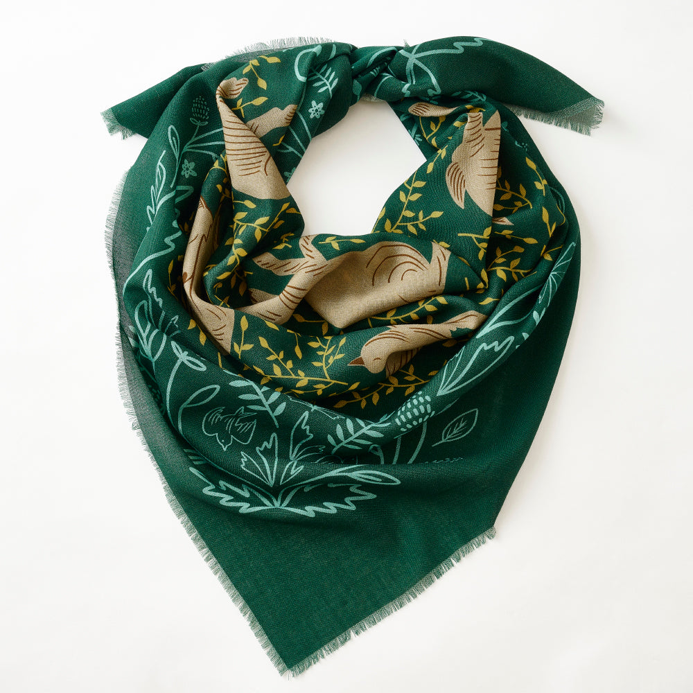 9月中旬入荷！Superfine Merino Wool 'The Sleeping Fox' forest green 正方形スカーフ