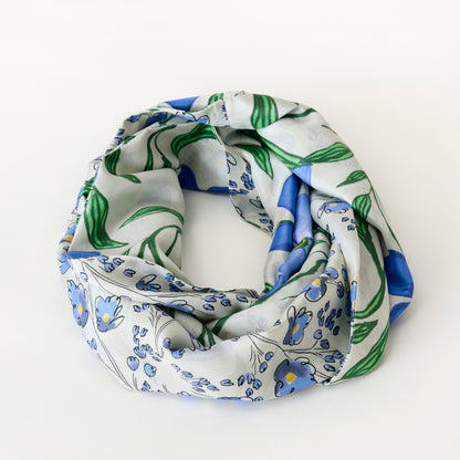 両面シルクのループスカーフ 'Forget Me Not'