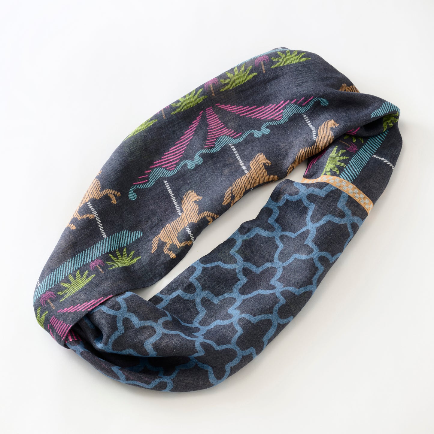 Arrivée prévue en mai! Écharpe à boucles en lin 'Marrakesh'