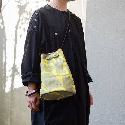 Linen bucket bag 'Antwerp' yellow