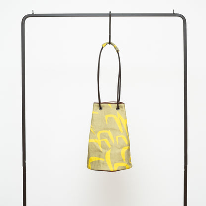 Linen bucket bag 'Antwerp' yellow