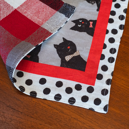 リネンリバーシブルプレイスマット 'Dickie bow cats' x Hana工房