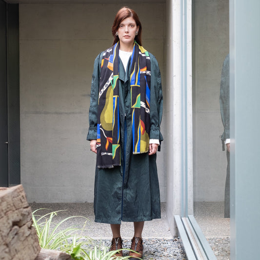 Superfine Merino Wool 'Pear Tree Avenue' black  二重仕立てのロングストール