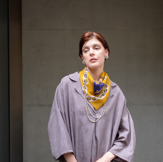 Superfine Merino Wool 'Mayfair Tweed' mustard  リング付きミニスカーフ