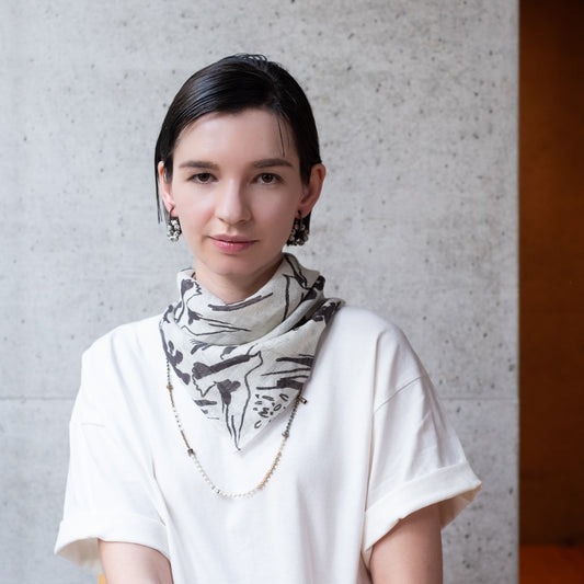 ３月末入荷予定！リング付き 近江のリネンミニスカーフ 'Pacific Island' cream