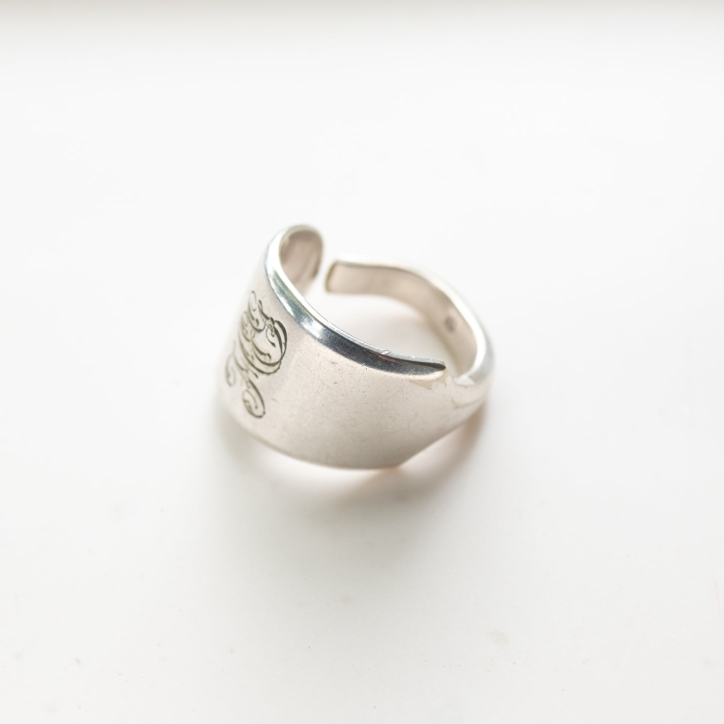 5/11 21時より Silver Plated アンティークスプーンリング /  'MH' 17号~18号
