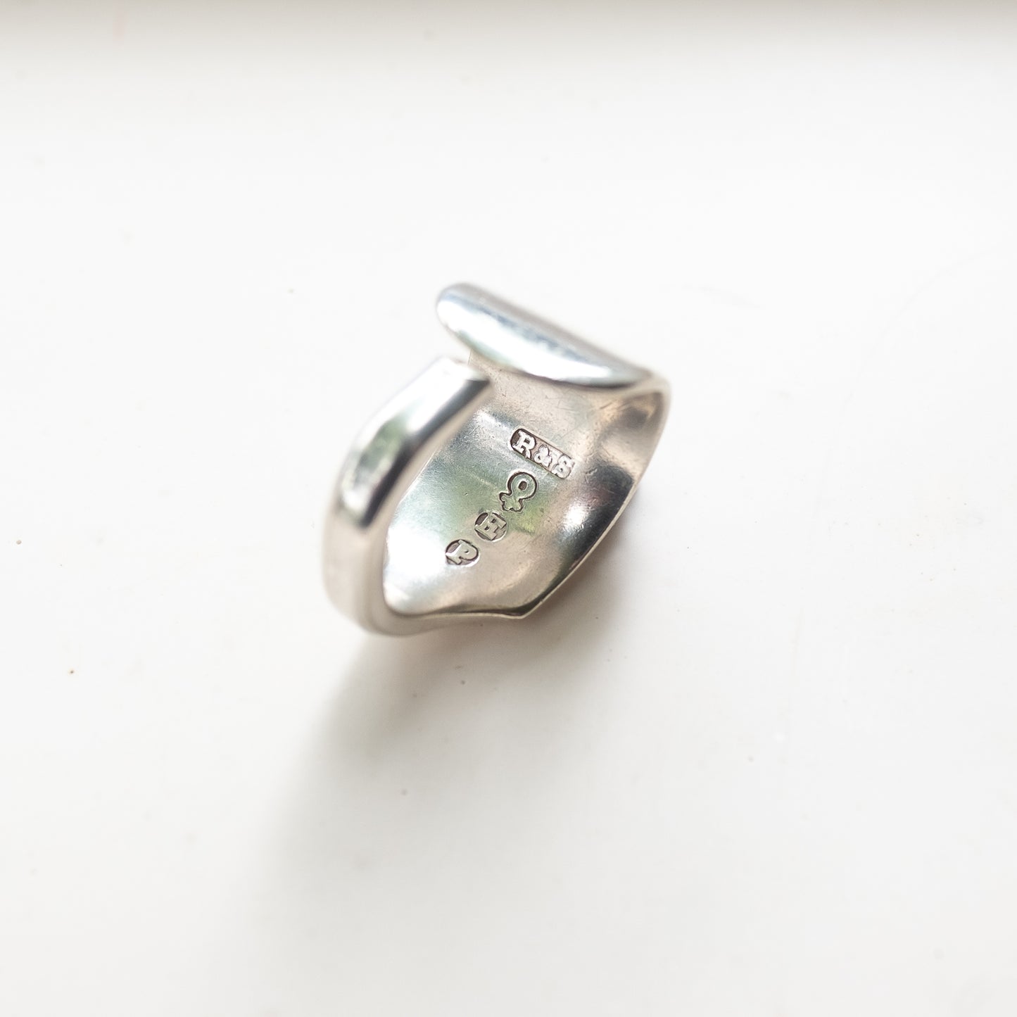 5/11 21時より Silver Plated アンティークスプーンリング /  'MH' 17号~18号