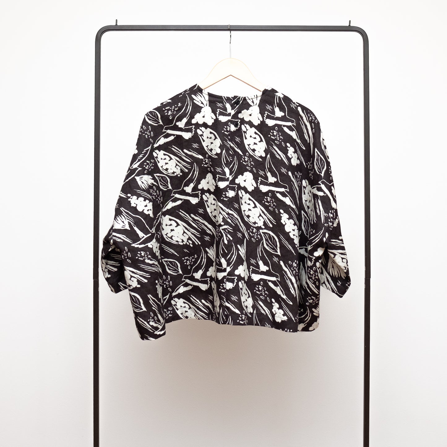 Brushed back Japanese Printed organic cotton gathered skirt 'Halsham' black