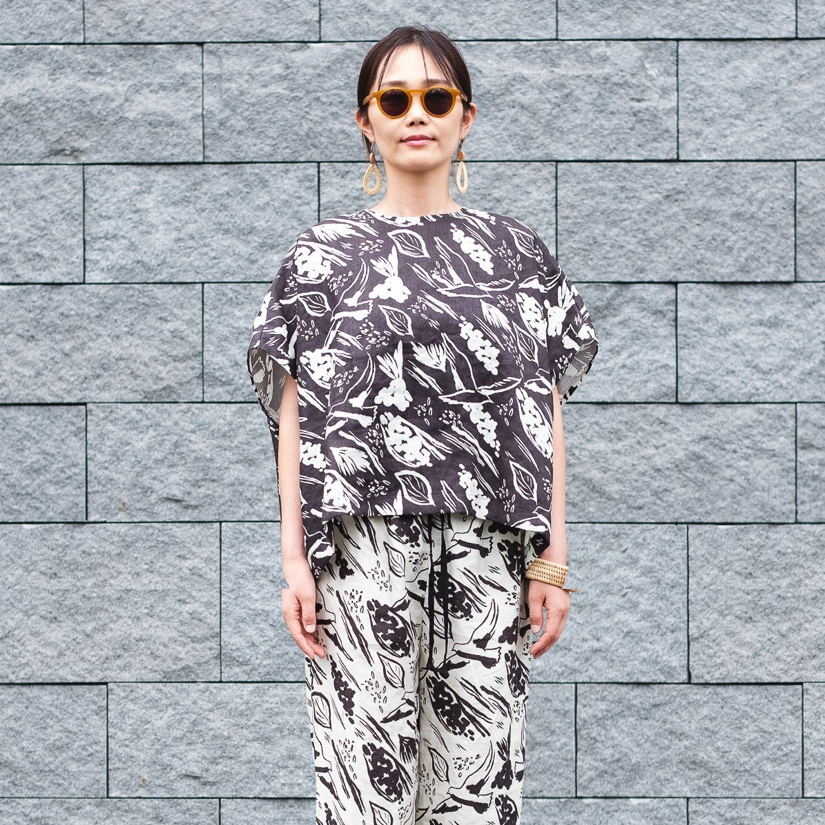 Brushed back Japanese Printed organic cotton gathered skirt 'Halsham' black