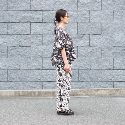 Brushed back Japanese Printed organic cotton gathered skirt 'Halsham' black