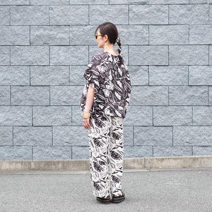 Brushed back Japanese Printed organic cotton gathered skirt 'Halsham' black
