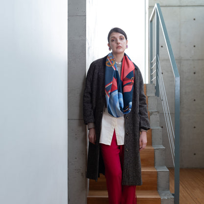 Scheduled to arrive in September! Silk &amp; Merino Wool 'Halsham' gray x black loop scarf