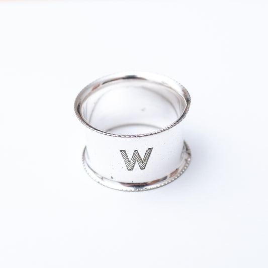 大判ウールスカーフ用 ヴィンテージリング / silver plated 'W' イギリス製