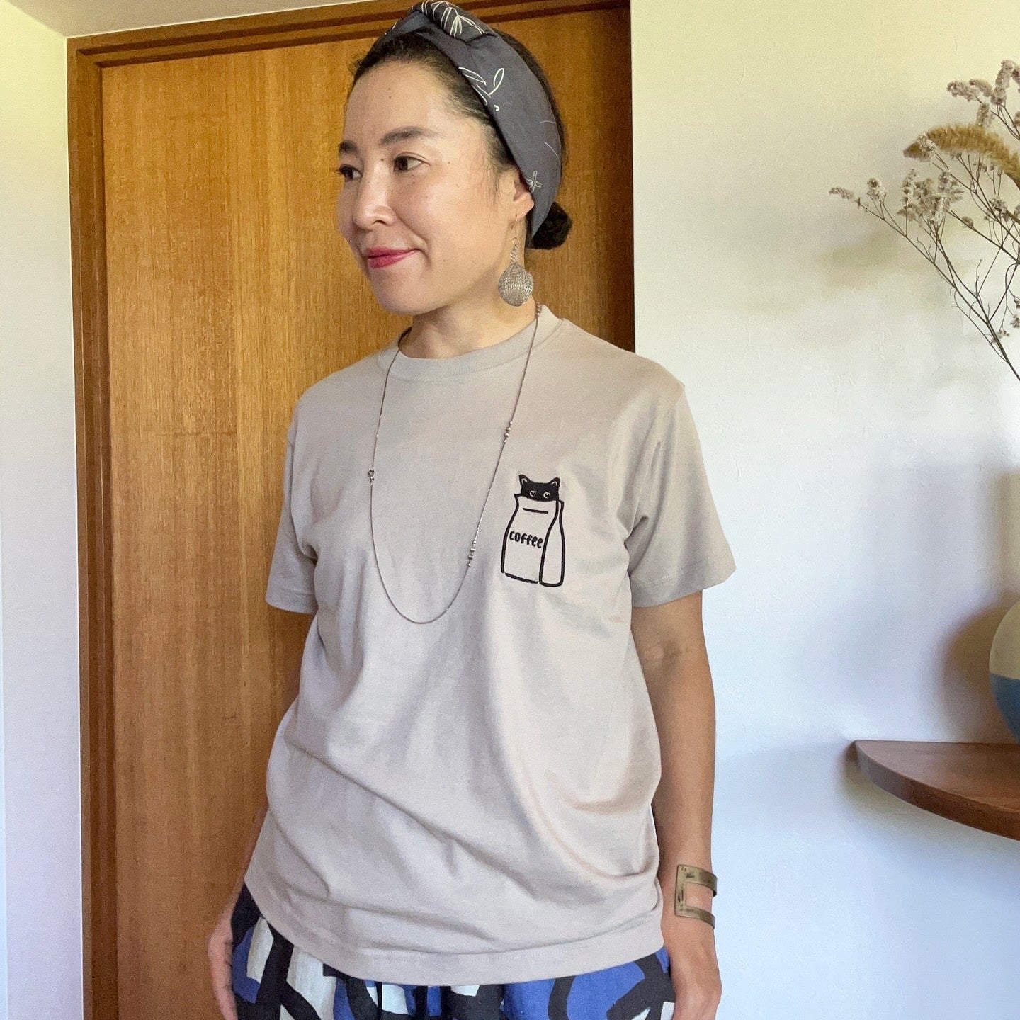 Imprimé japonais Ecovero / O.Cotton UNISEX Tshirt 'Dog In A Hat' Y