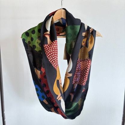 Écharpe japonaise en soie et laine mérinos imprimée 'Halsham' grise x noire